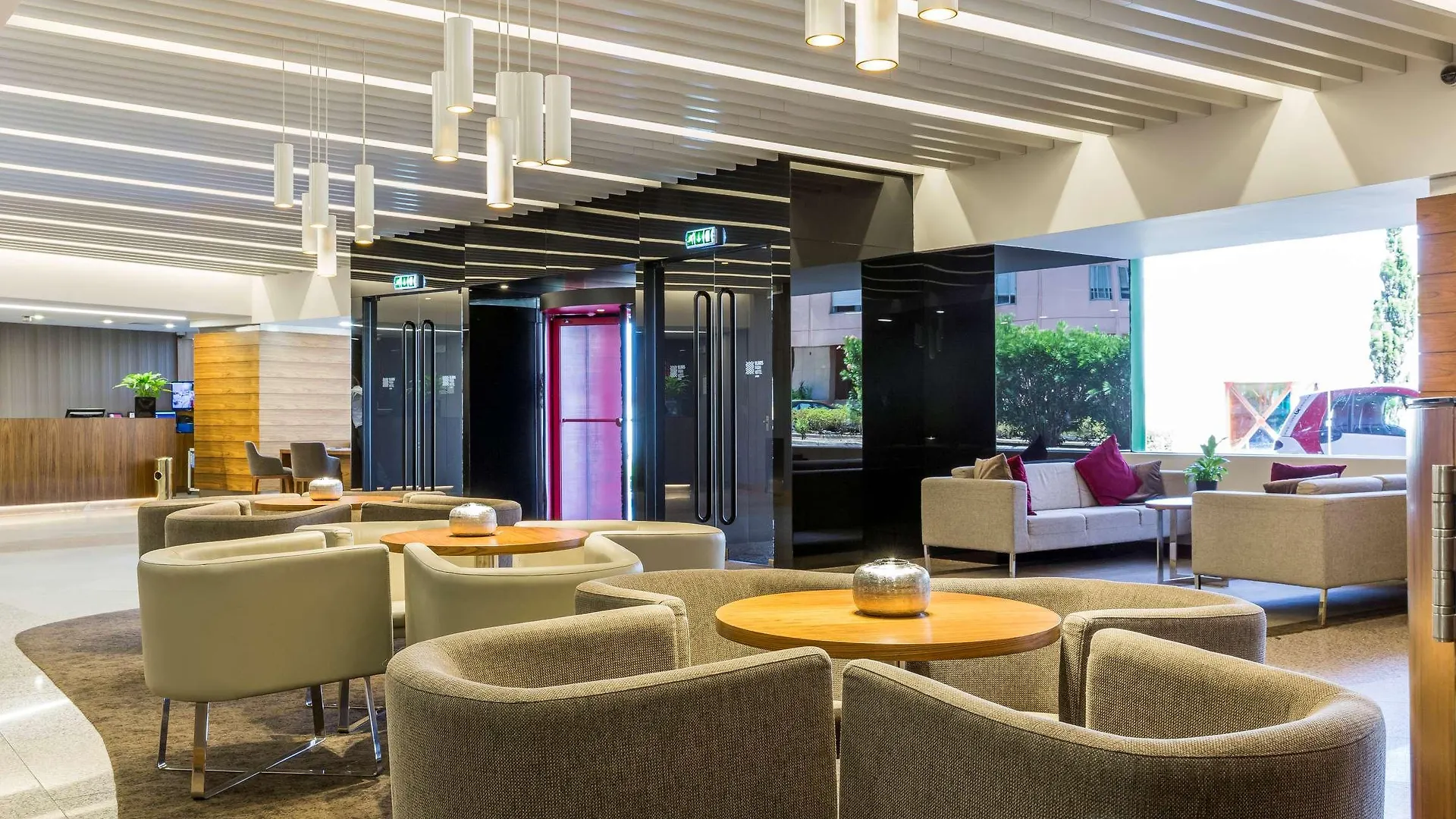 Ramada By Wyndham Lisbon Hotel