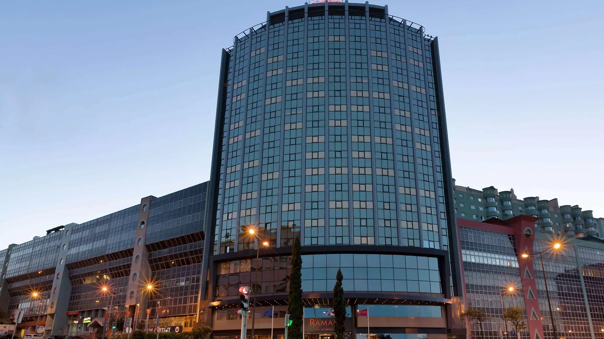 Ramada By Wyndham Lisbon Hotel