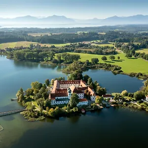 Kloster Seeon-Seebruck